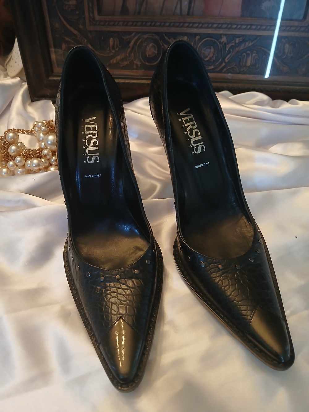 Vintage Versus Versace Black Croc-Embossed Pointed Toe Pumps